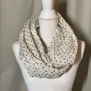 🌈Gold dotted scarf